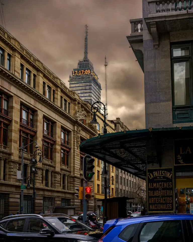 City sinks by more than 2 cm per month – the ground is literally swallowing it