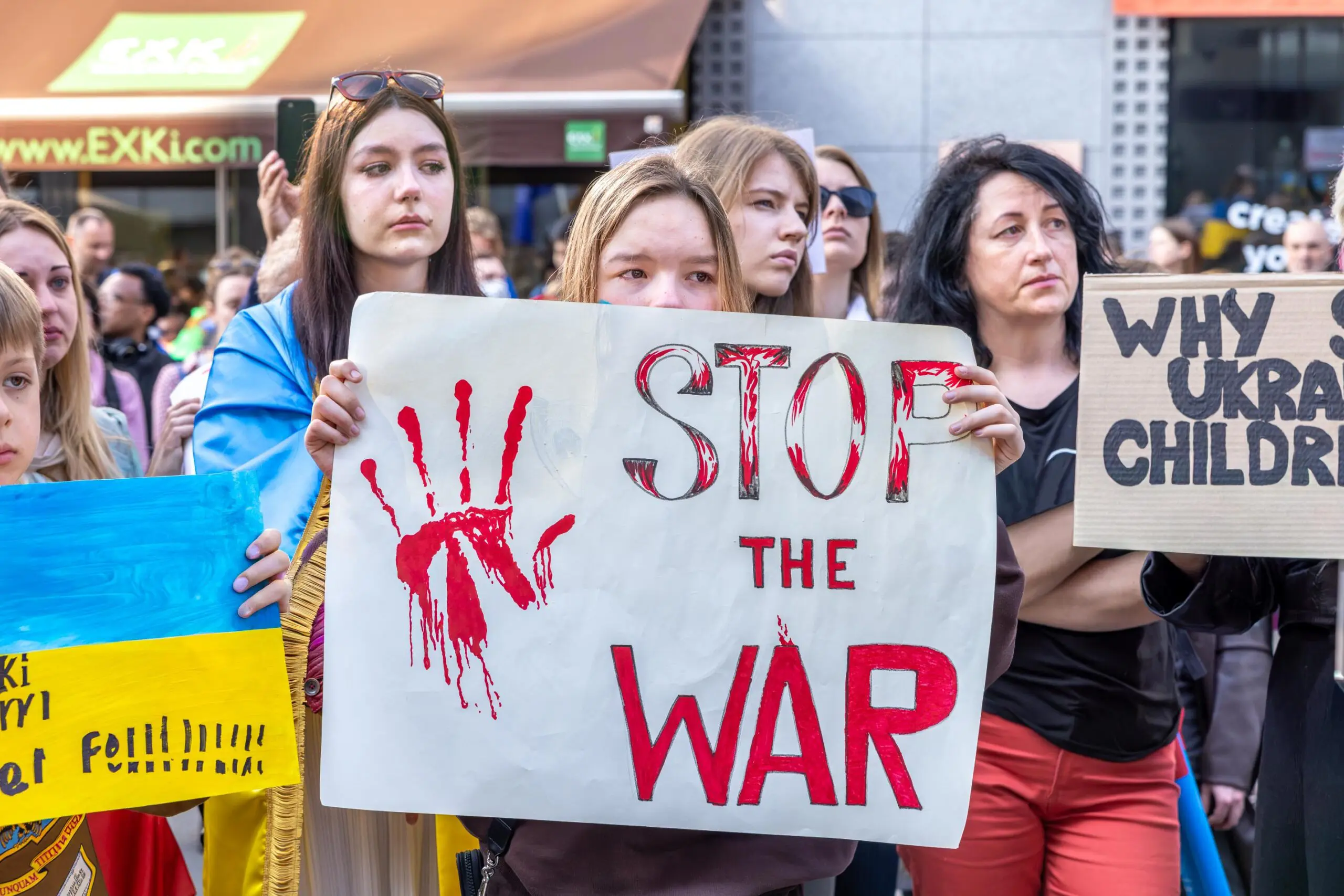 Council of Europe Commissioner calls for continued solidarity and human rights protection for displaced Ukrainians in Europe