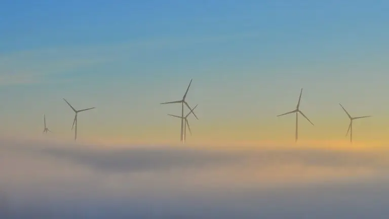 Renewables lower energy prices and play key role to reduce vulnerability to fossil fuel supply shocks | Press releases