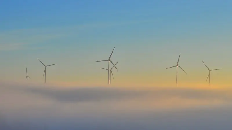Renewables lower energy prices and play key role to reduce vulnerability to fossil fuel supply shocks | Press releases
