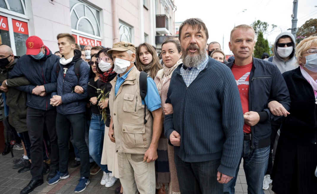 The Snezhkov family at a protest in Gomel on September 27