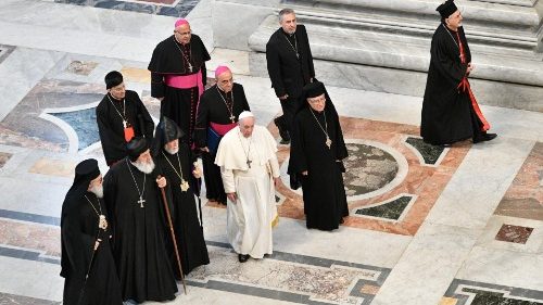 Lebanon’s Christian leaders around the Pope in prayer for the nation
