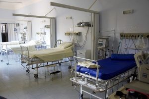لا تفصح المستشفيات الكاثوليكية عن القيود التي تفرضها على الرعاية بسبب المعتقدات الدينية