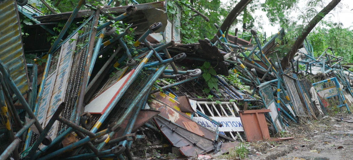 Zyklon Amphan traf im Mai 2020 die Grenzregion zwischen Indien und Bangladesch und verursachte weitreichende Zerstörungen.