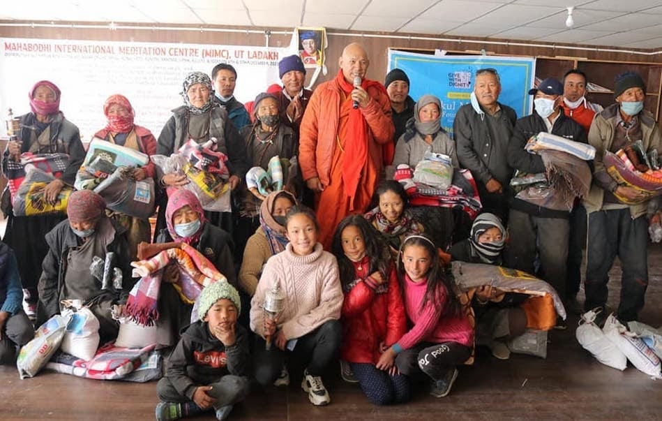 254029500 297129352414420 3079307147815024346 n Ven. Bhikkhu Sanghasena Distributes Essential Supplies to 800 Families in Ladakh