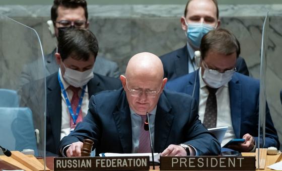 俄罗斯联邦常驻联合国代表兼安全理事会 XNUMX 月份主席瓦西里·涅边齐亚（Vassily Nebenzia）主持安理会关于乌克兰局势的会议。