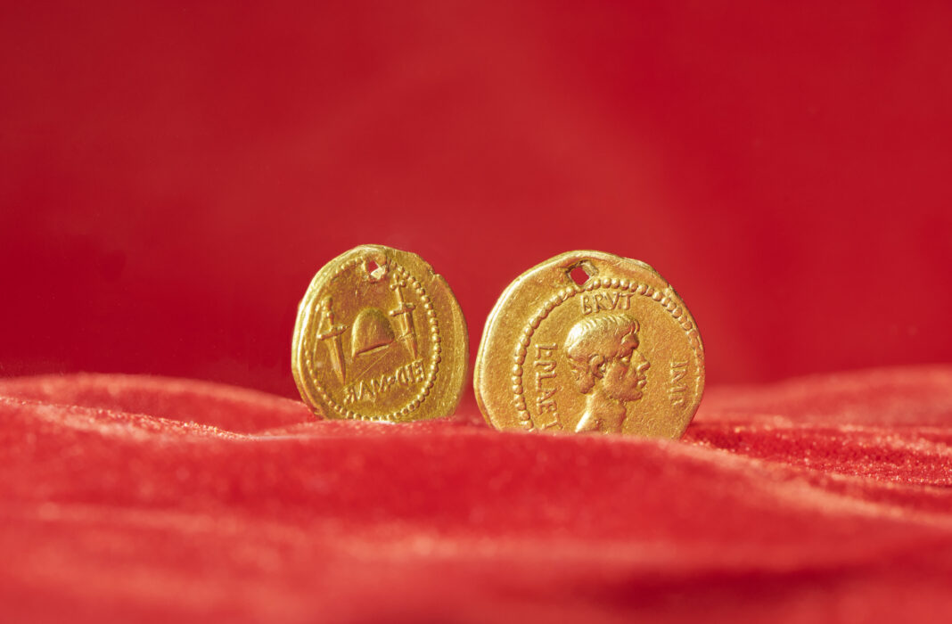 Нумизматика Ars Classica римская монета