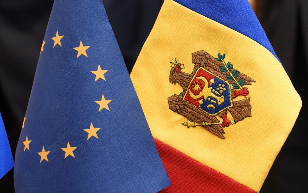 EU and Moldova flag