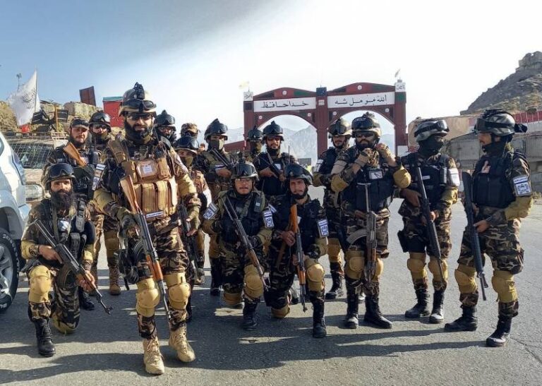Special Forces “Badr 313” of the new Afghan army in favor of Kalashnikov assault rifles