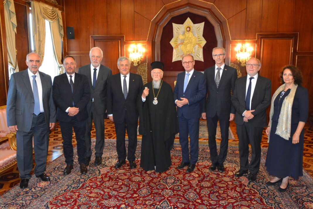 Православний Константинопольський Патріарх з євродепутатами