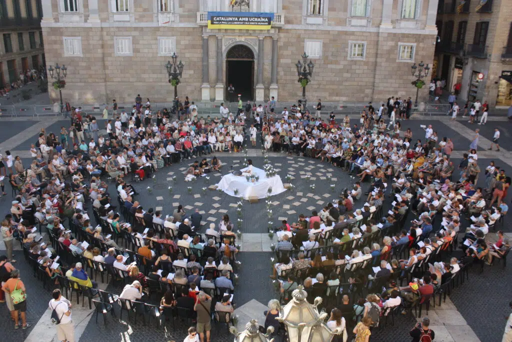 XX IMG 0560 La Catalogne rassemble les religions et les croyances pour envoyer un message de paix