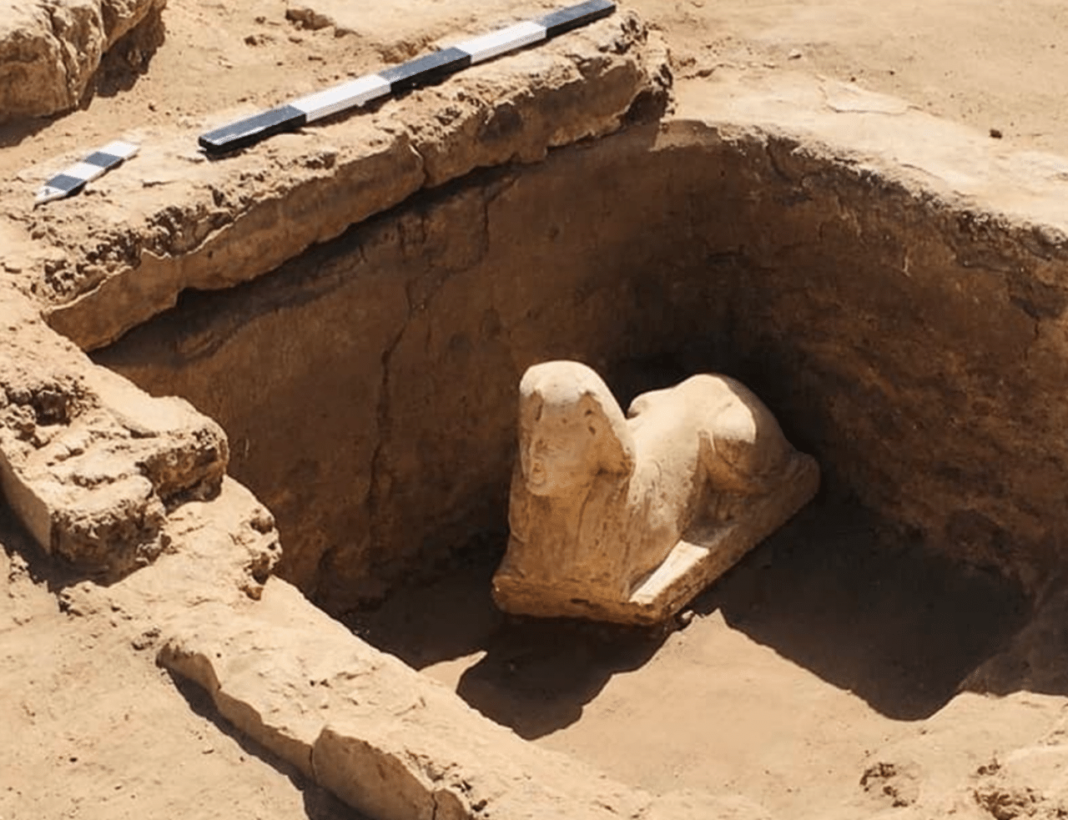 Archaeologists have come across a smiling sphinx near the temple of Hathor