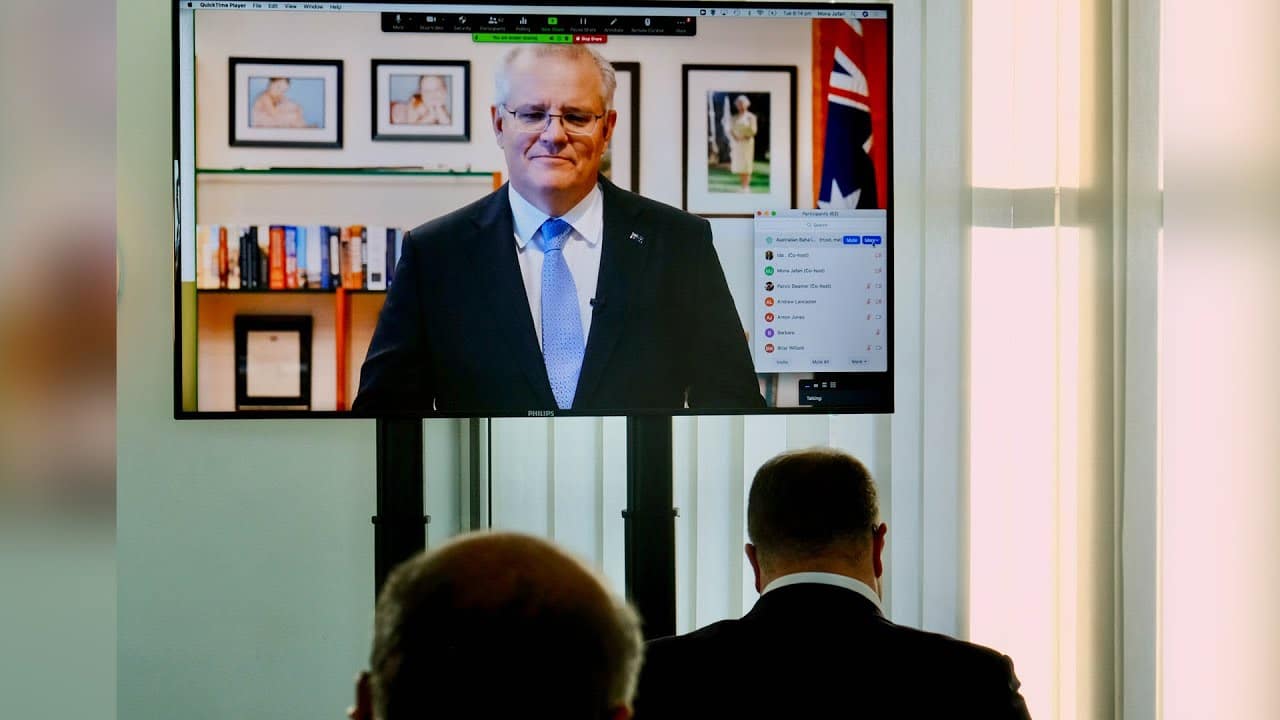 Премьер-министр Австралии и депутаты отметили столетие общины в парламенте | БВНС