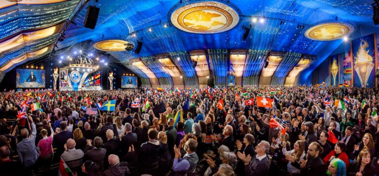 ScientologyIAS 慈善組織慶祝並紀念史無前例的全球人道工作時代