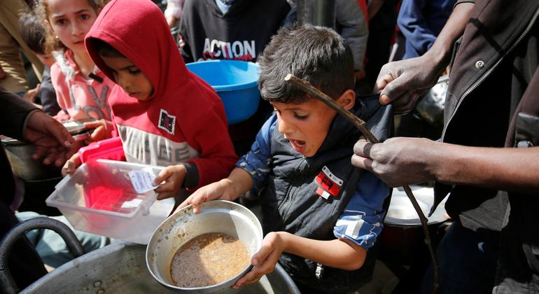 غزہ: اقوام متحدہ کے 1 میں سے 2 سے کم امدادی مشن کو اس ماہ شمالی علاقوں میں جانے کی اجازت