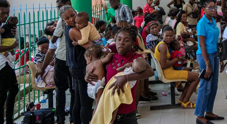 World News in Brief: Hunger grows in Haiti, Gaza aid blocked, World Potato Day