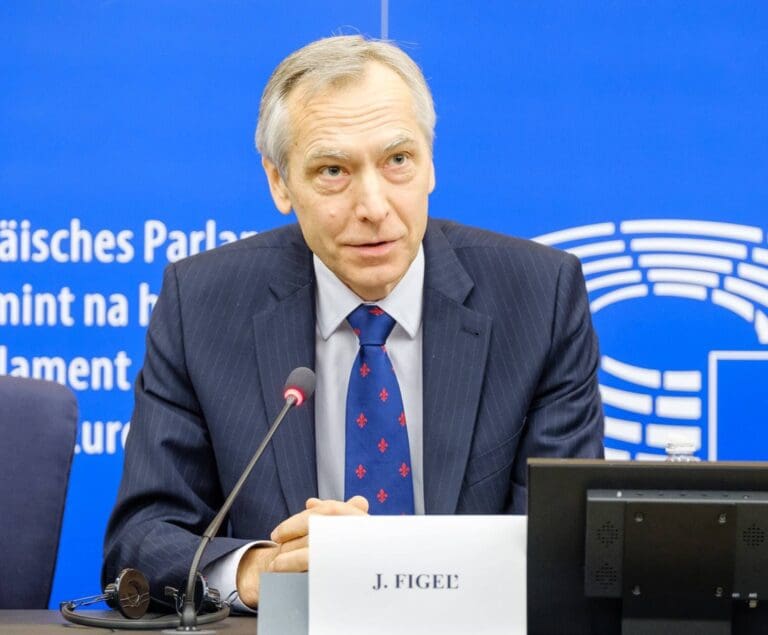 Schuman Plan 2.0 for lasting peace in Europe and for a new West-East Community