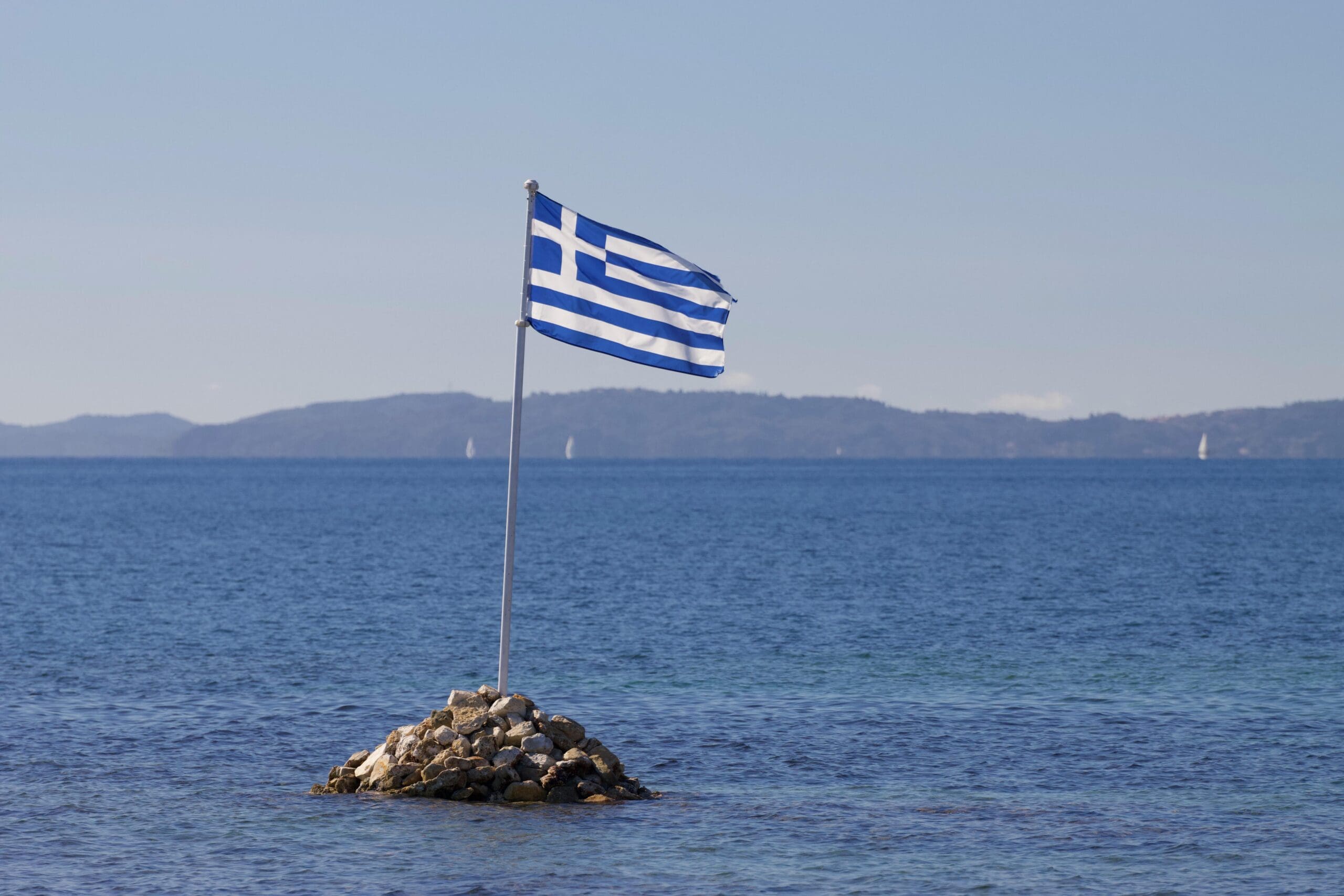 Greece postpones mandatory rent payment by bank transfer to October 2026