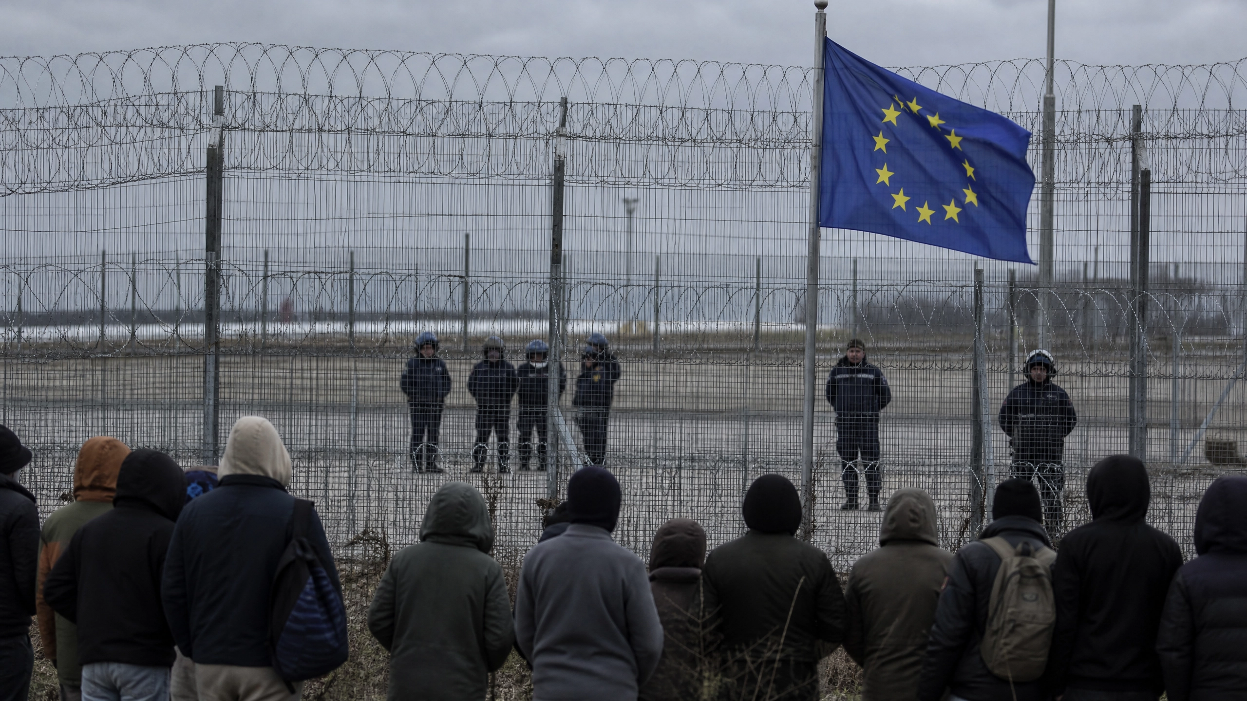 Le Grand Verrouillage : Quand l’Europe sacrifie son âme sur l’autel du nouveau Pacte Immigration